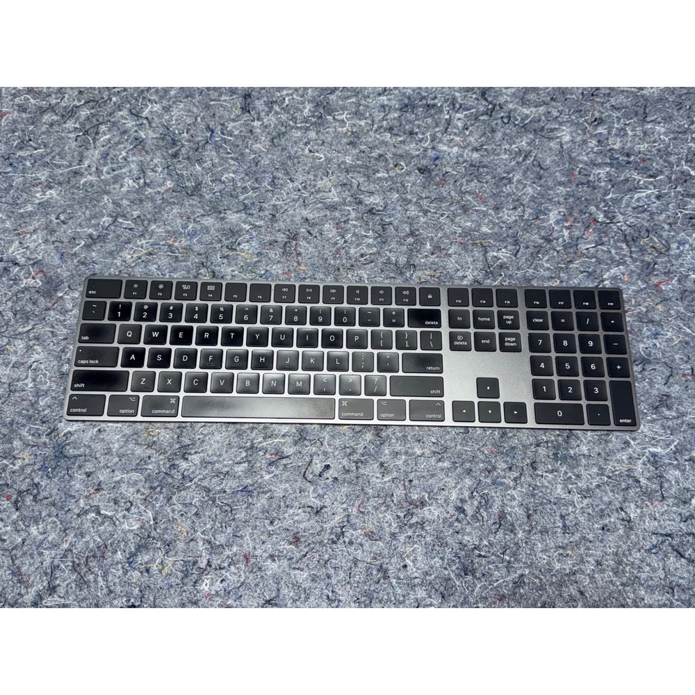Apple Magic Keyboard with Numeric Keypad Space Gray A1843 Wireless Bluetooth